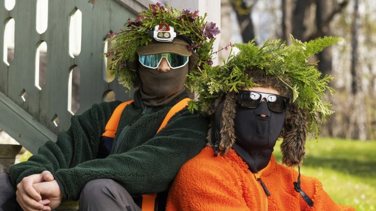 En skogsdoftande berättelse: Hooja och Mårdis delar sina hemligheter för att klara sig i&nbsp;skogen